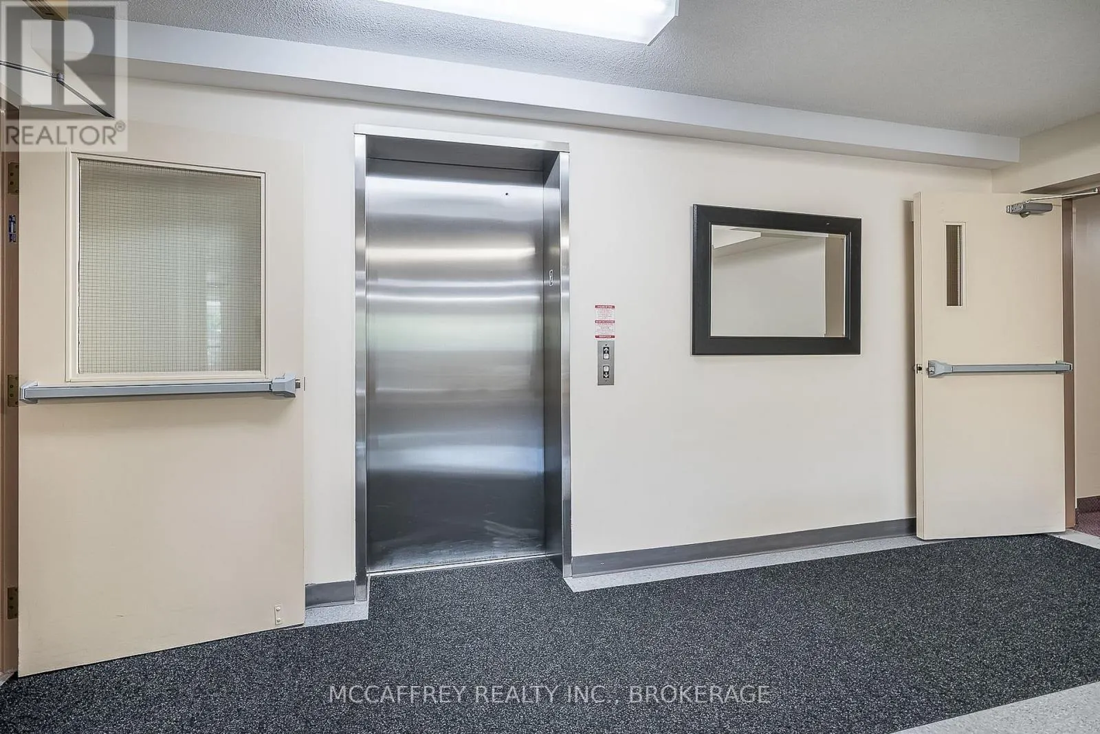 103 - 310 KINGSDALE AVENUE #103