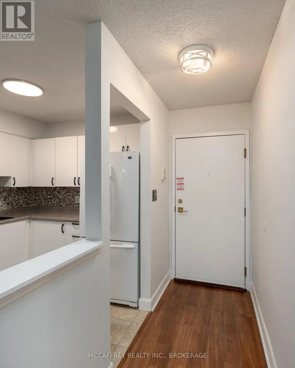 103 - 310 KINGSDALE AVENUE #103