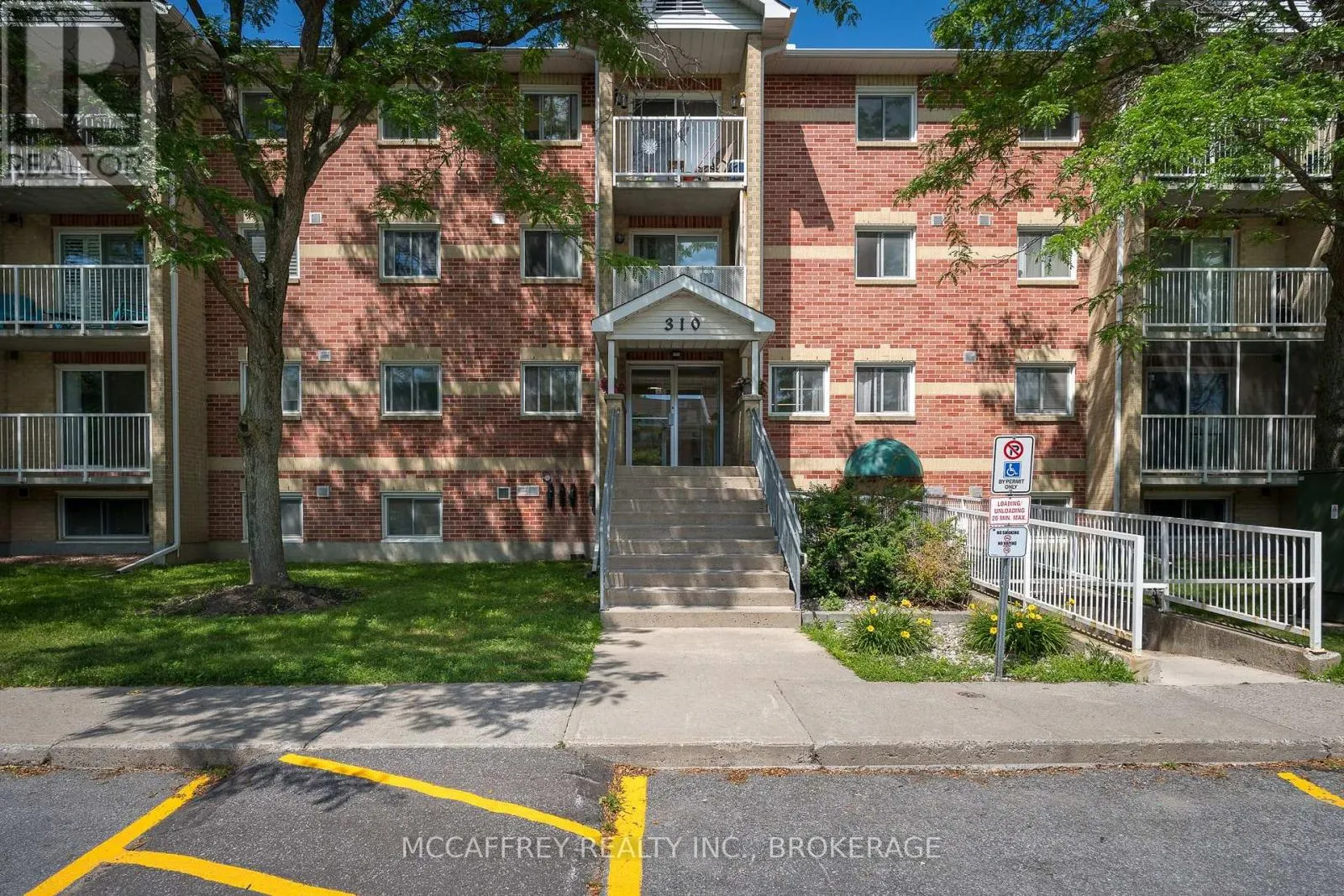 103 - 310 KINGSDALE AVENUE #103