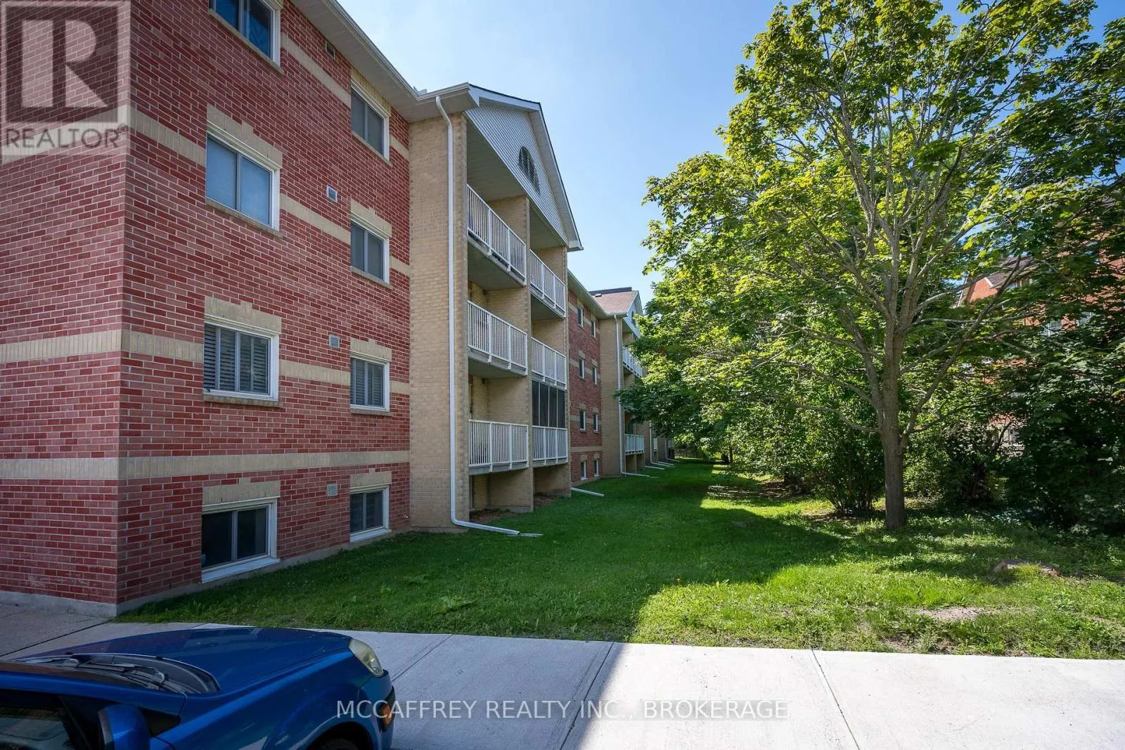 103 - 310 KINGSDALE AVENUE #103