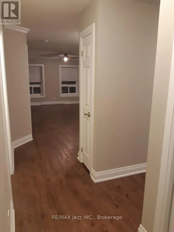 106 - 26 SPENCER STREET E #106