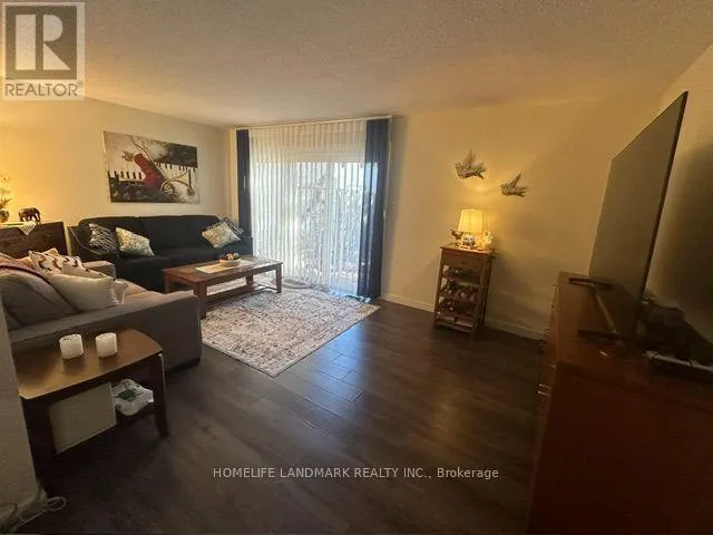 4 - 423 KEATS WAY