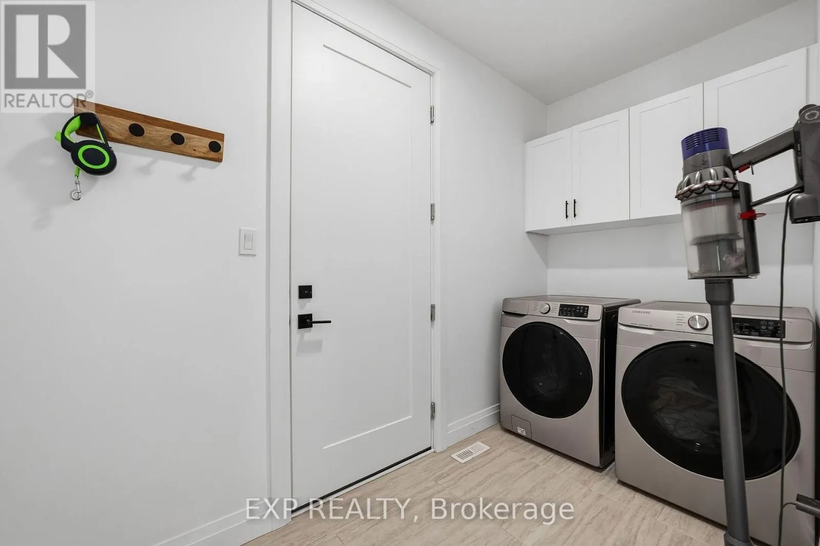 1 - 10038 OXBOW DRIVE #1