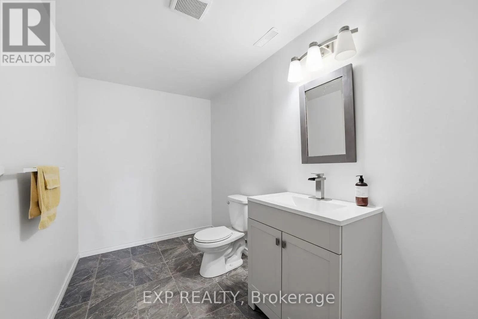 1 - 10038 OXBOW DRIVE #1
