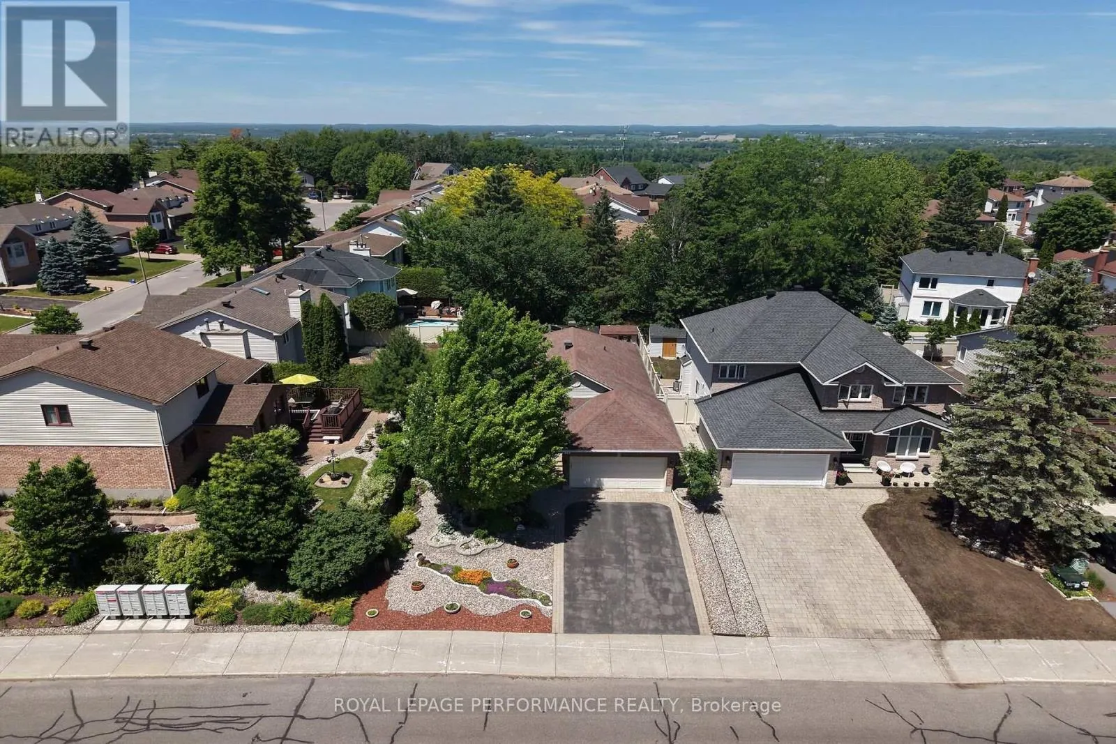 569 PRINCESS LOUISE DRIVE