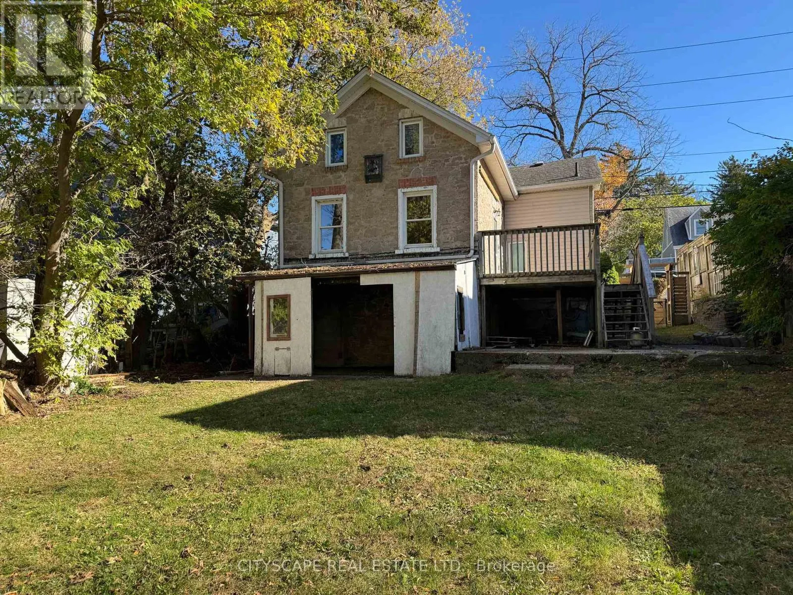 193 QUEEN STREET E