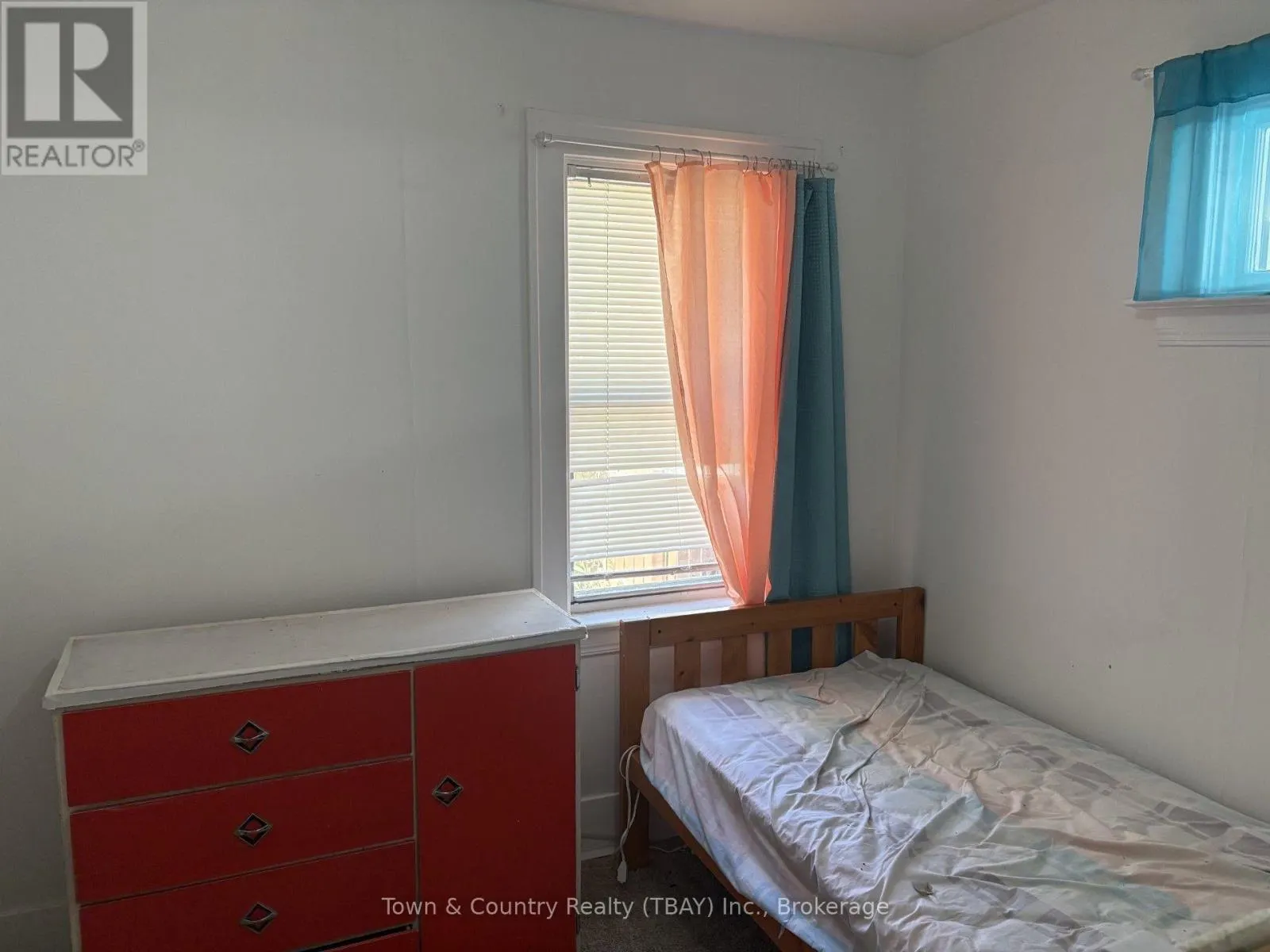 509 MAY STREET N