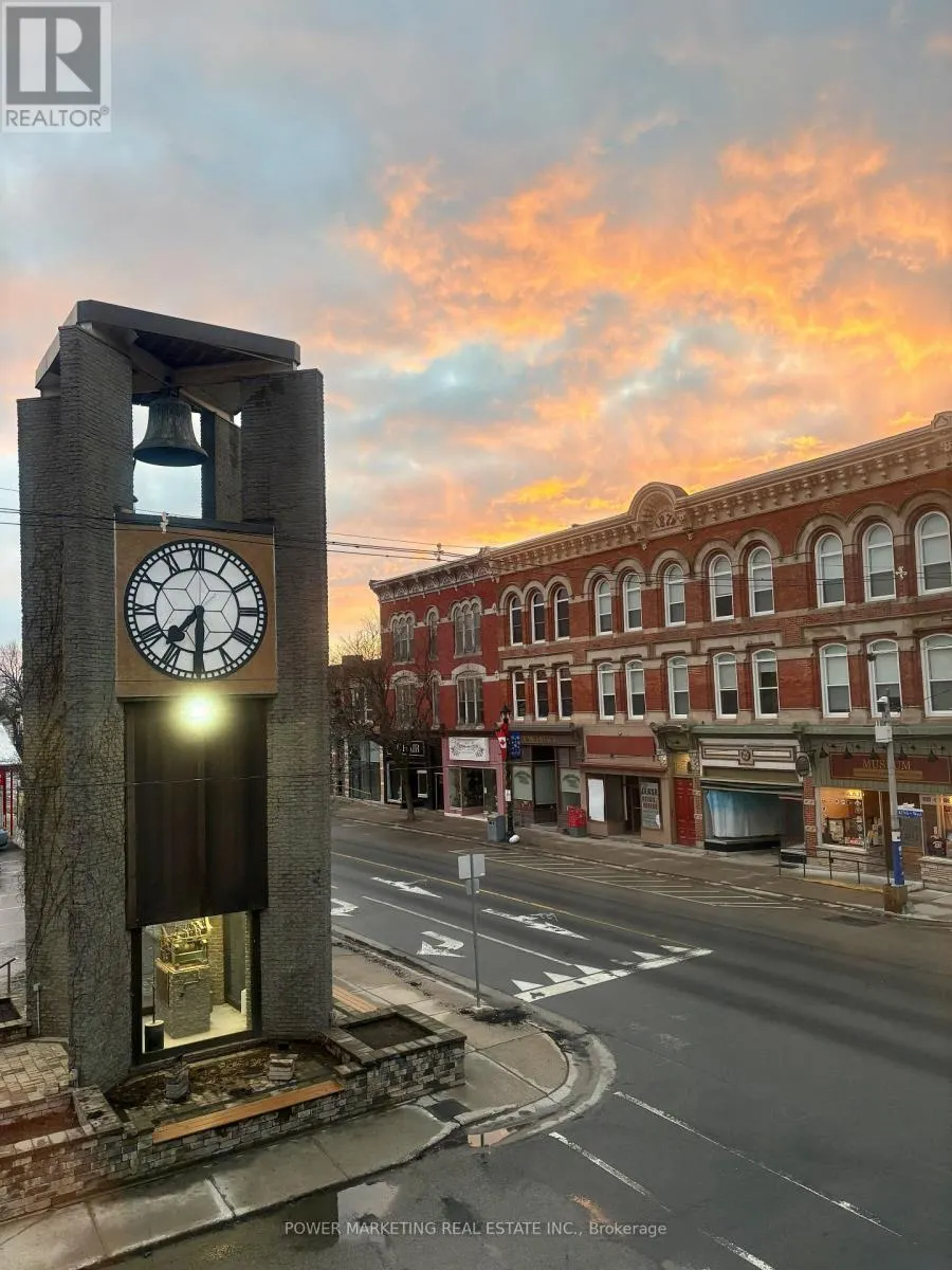 #3 - 191 KING STREET W