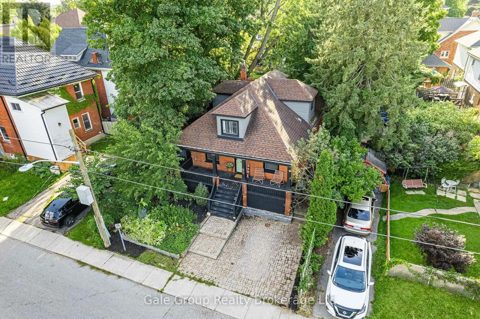83 VICTORIA STREET N