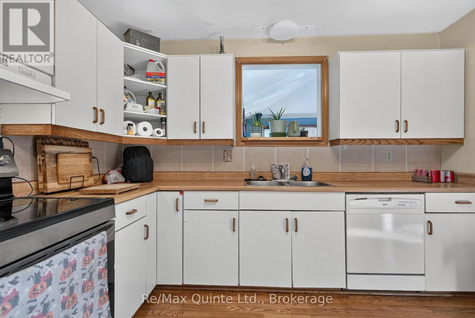 174 CHATTERTON VALLEY CRESCENT