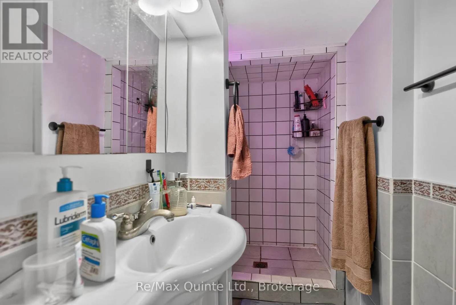 174 CHATTERTON VALLEY CRESCENT