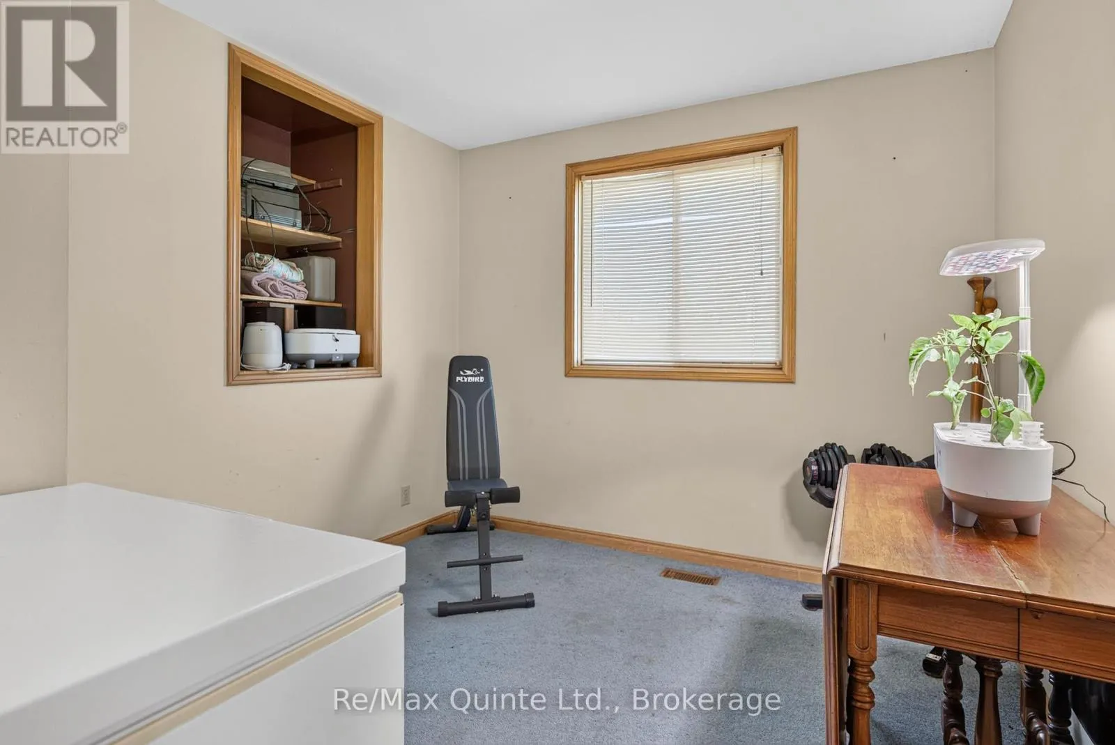 174 CHATTERTON VALLEY CRESCENT