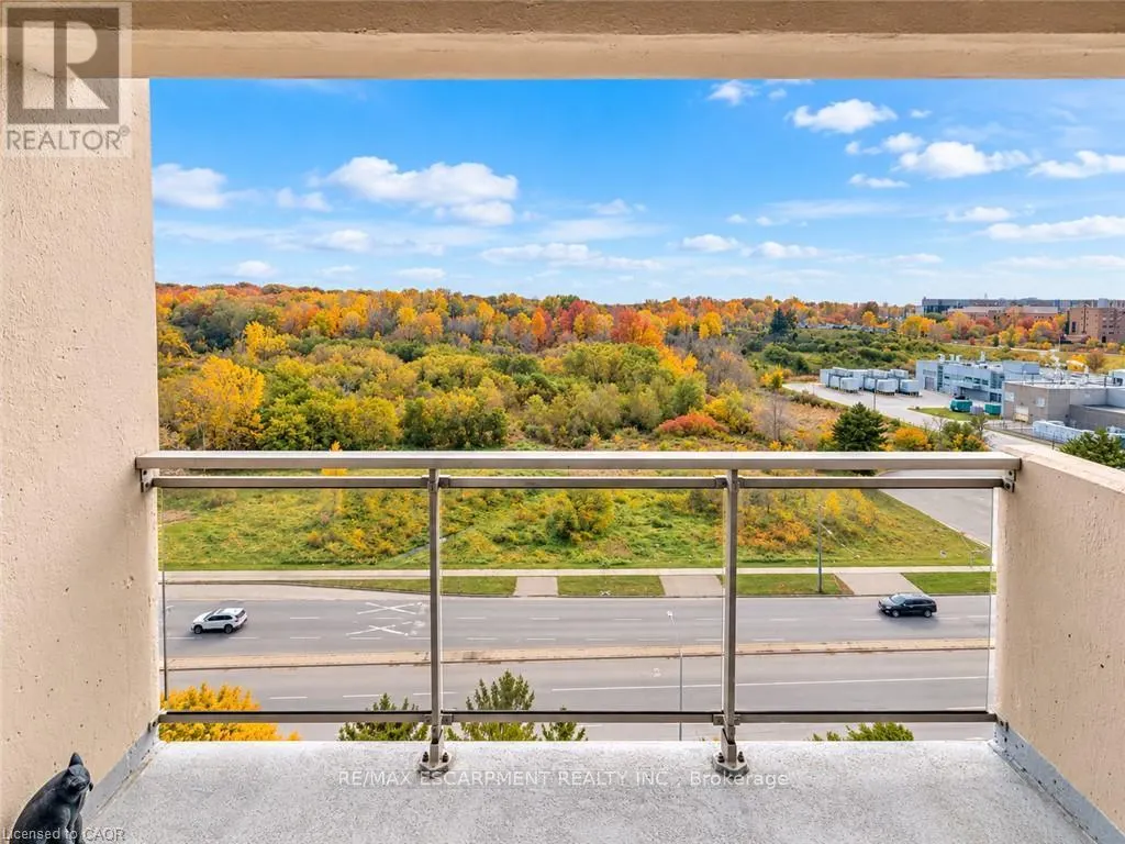 1201 - 858 COMMISSIONERS ROAD E