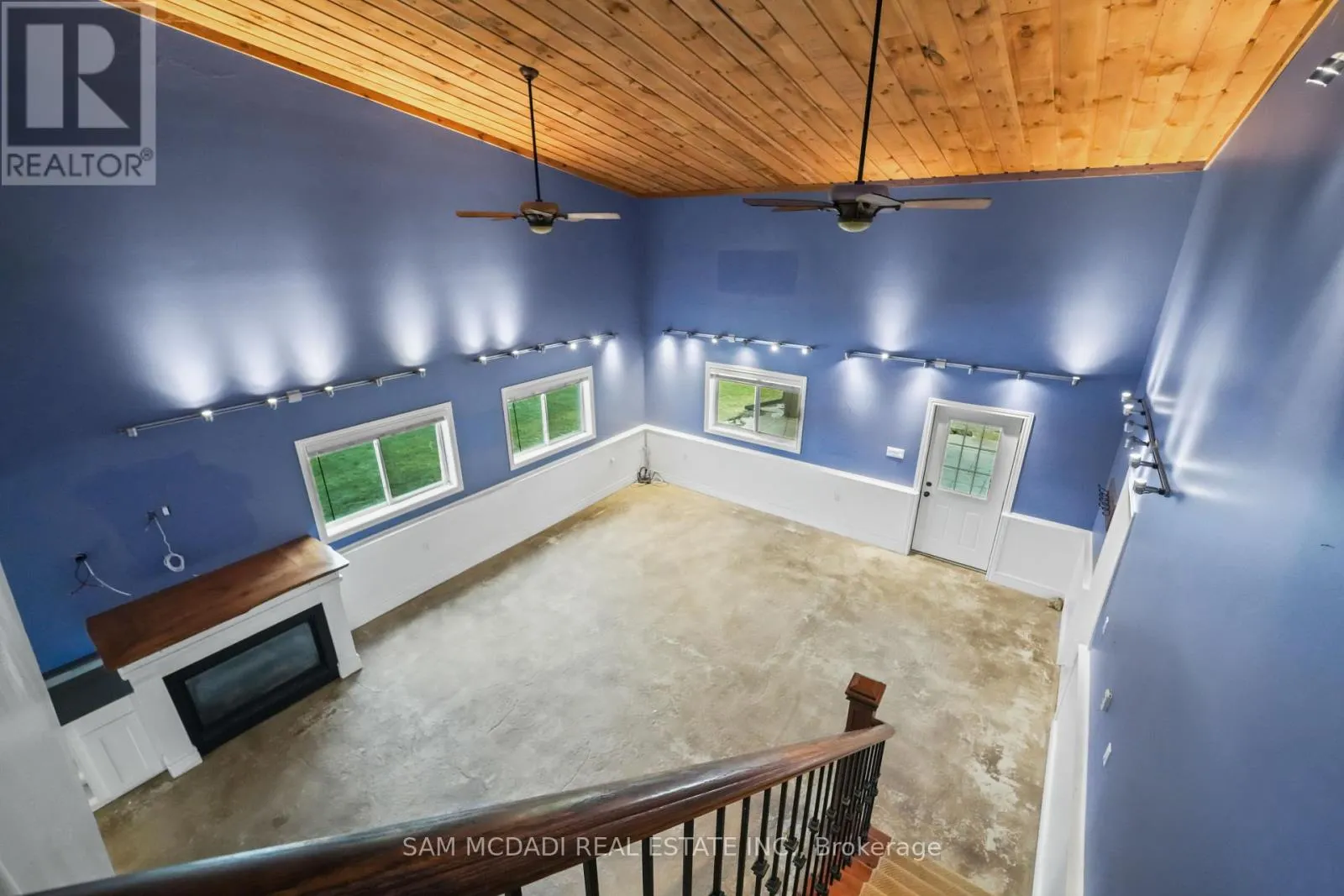 1291 OLD HIGHWAY 8
