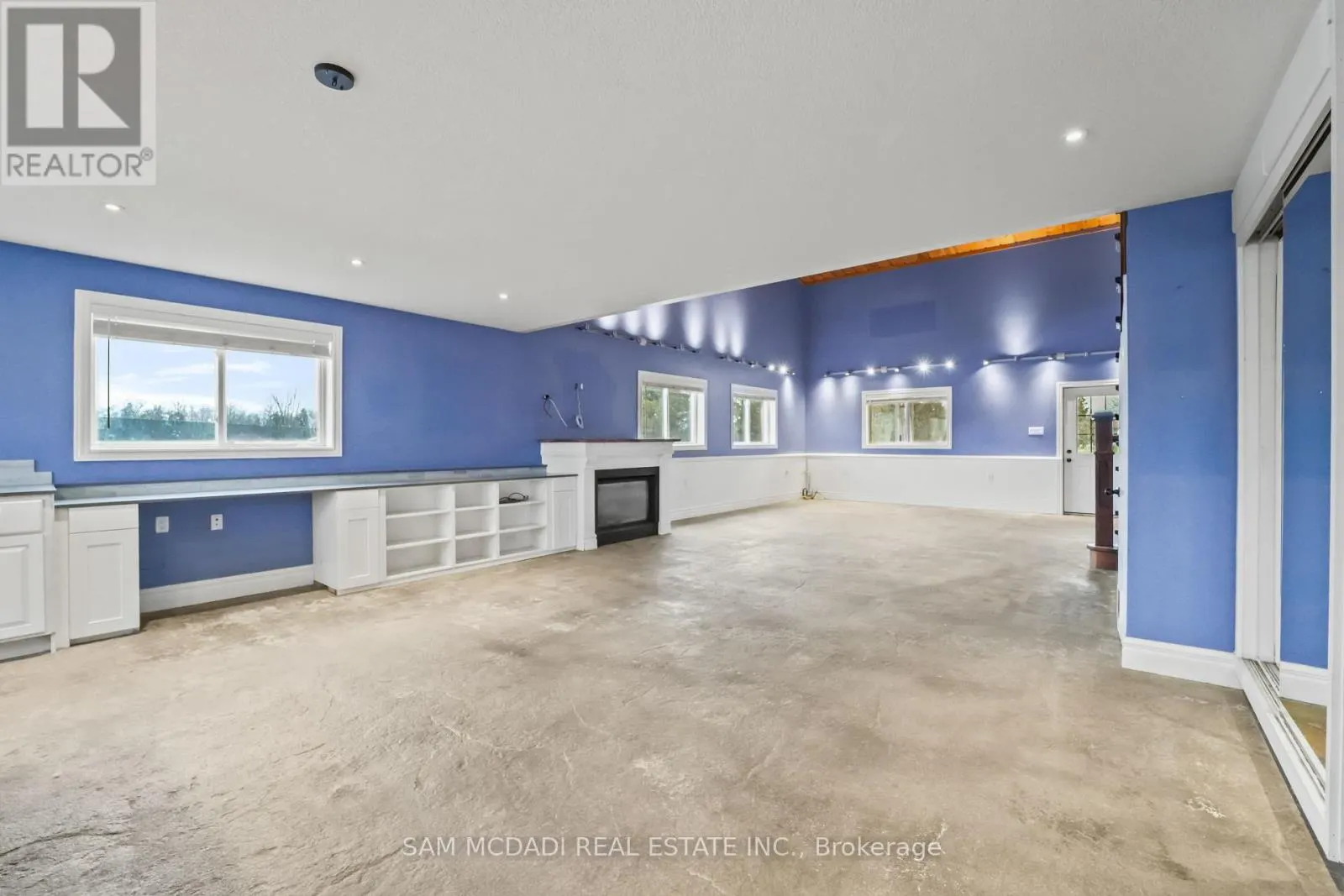 1291 OLD HIGHWAY 8