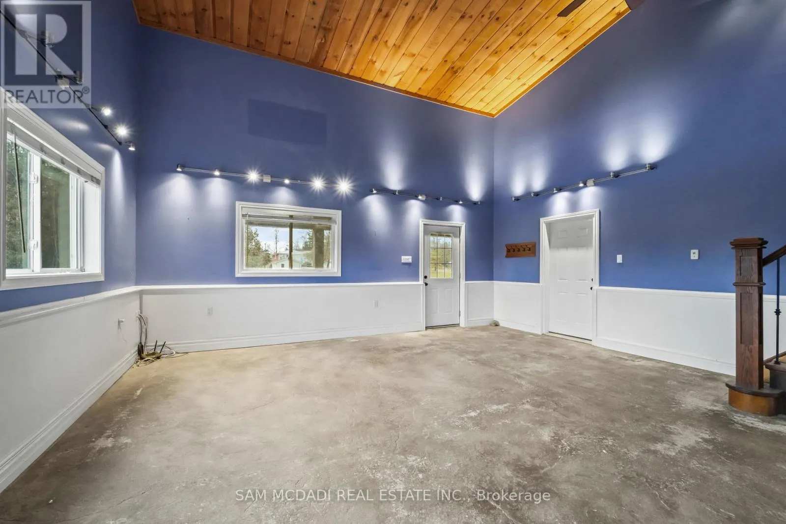 1291 OLD HIGHWAY 8