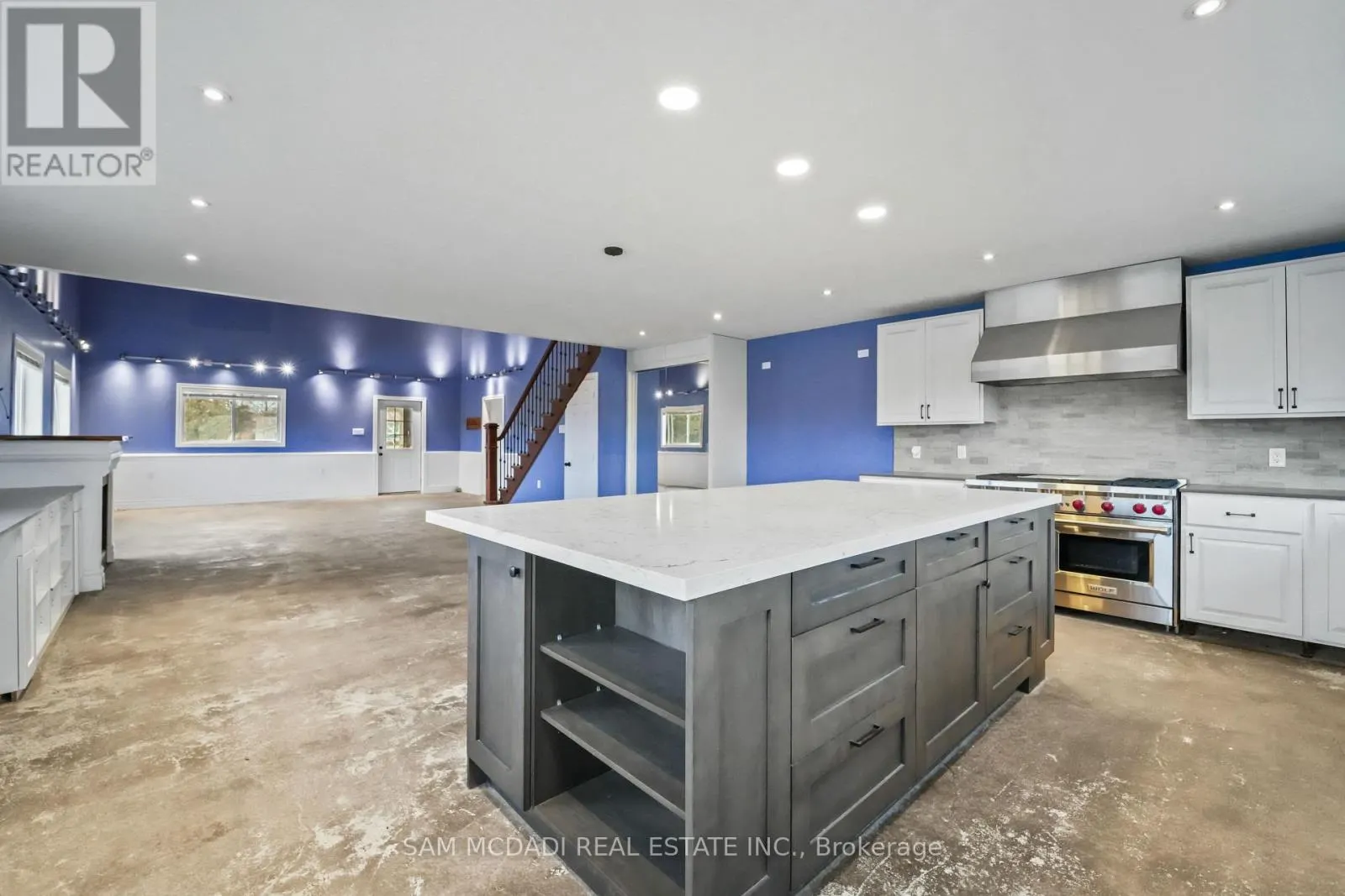 1291 OLD HIGHWAY 8