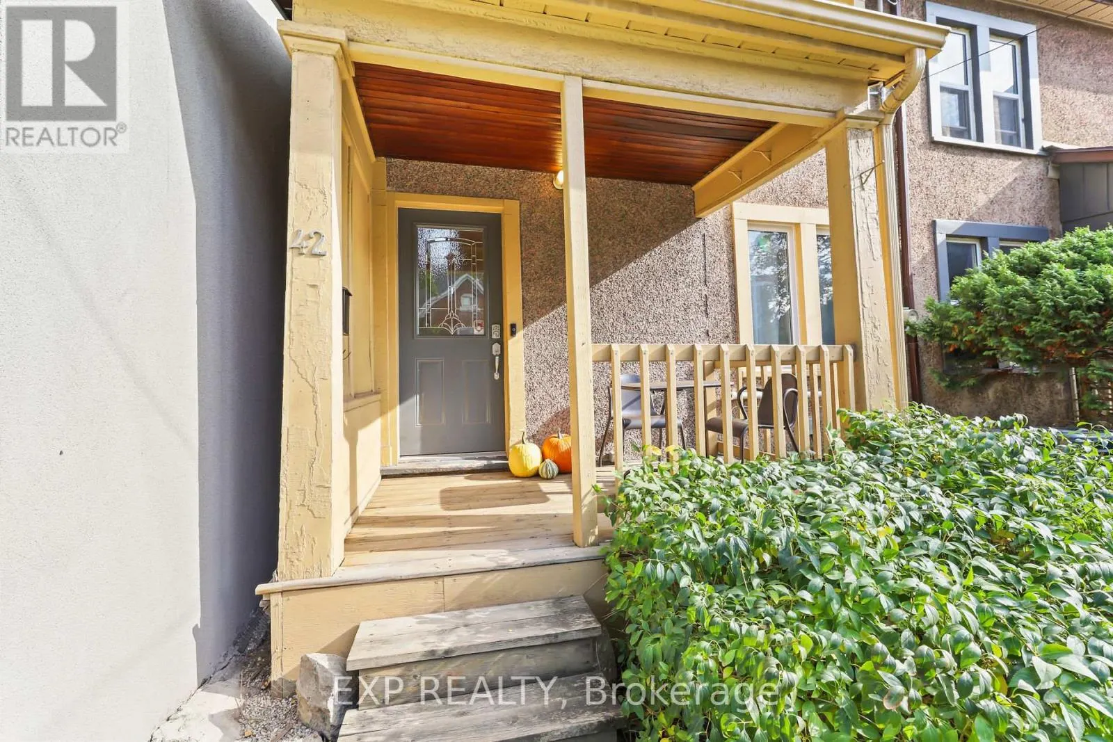 42 HESS STREET N