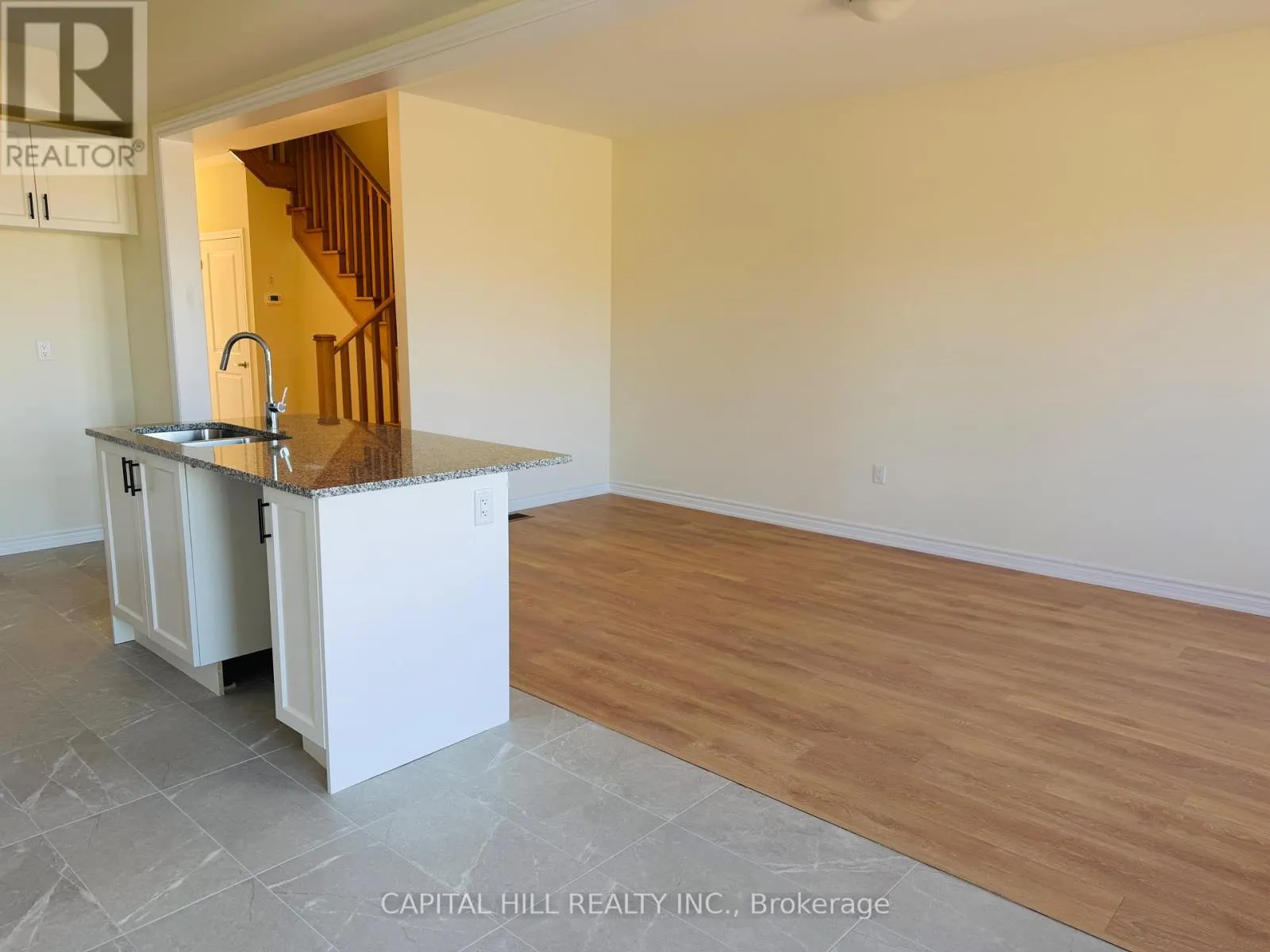 1104 PERIWINKLE CRESCENT