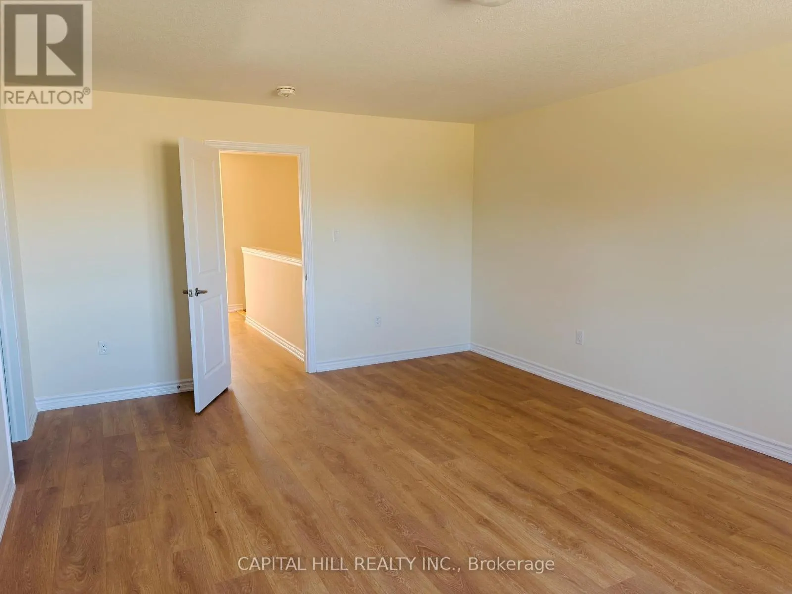 1104 PERIWINKLE CRESCENT