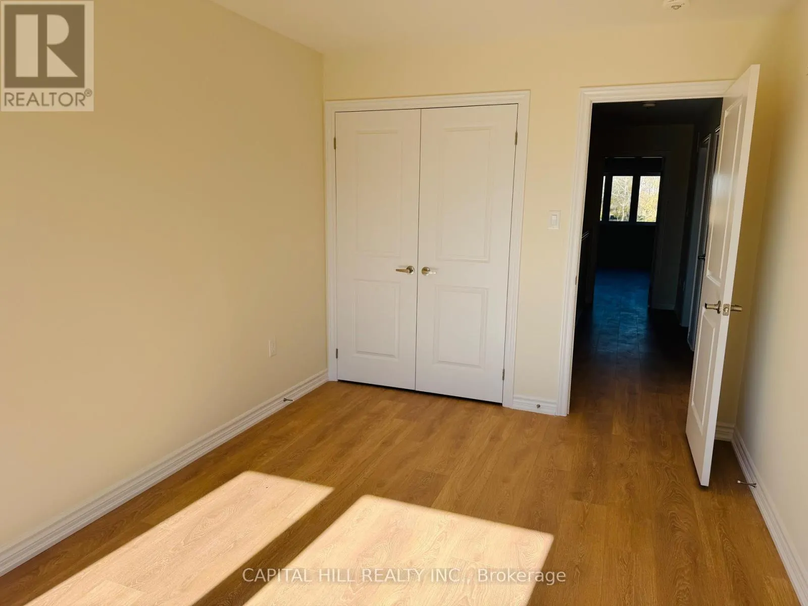 1104 PERIWINKLE CRESCENT