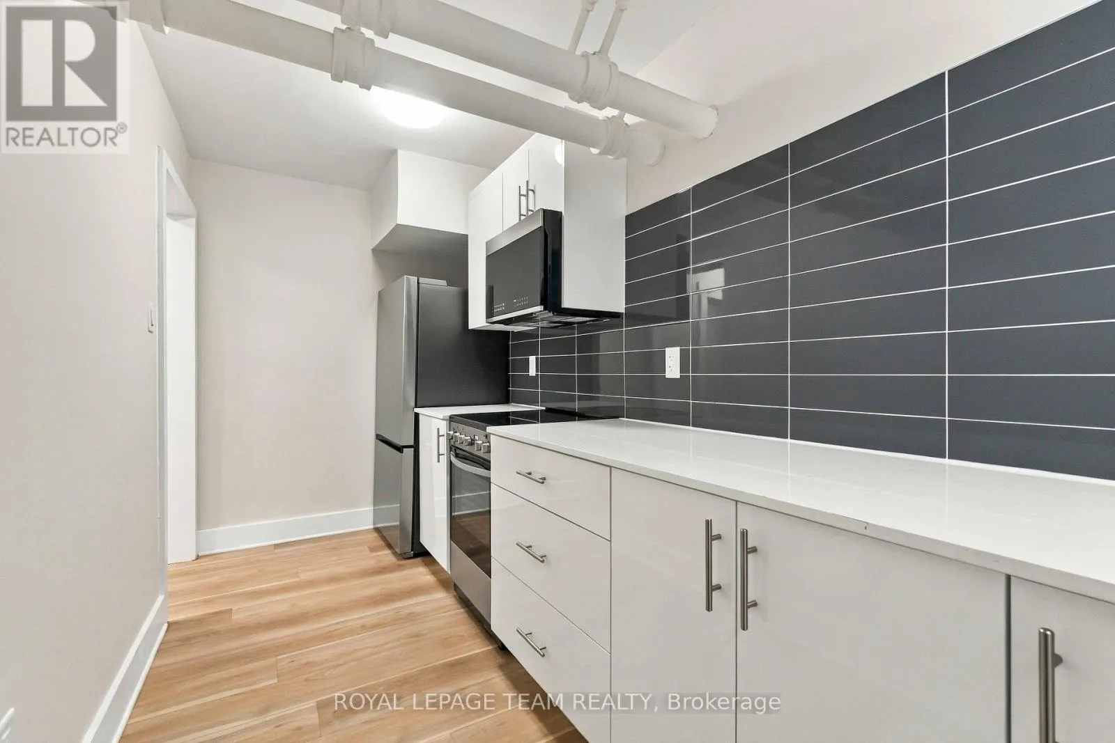 14 - 325 COOPER STREET