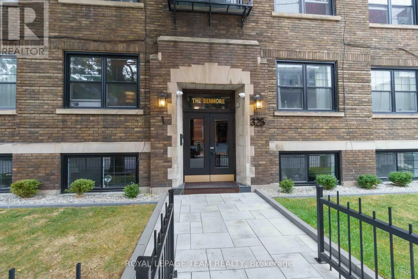 14 - 325 COOPER STREET