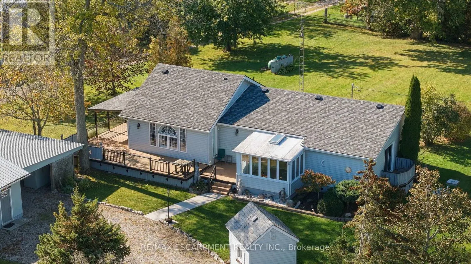 1022 LAKESHORE ROAD