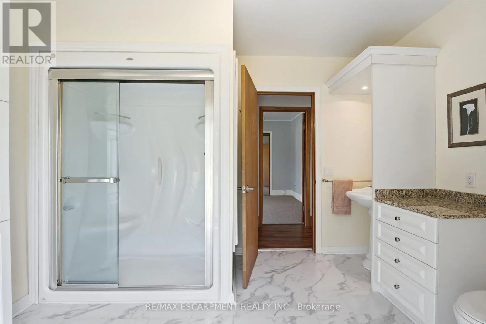 1022 LAKESHORE ROAD