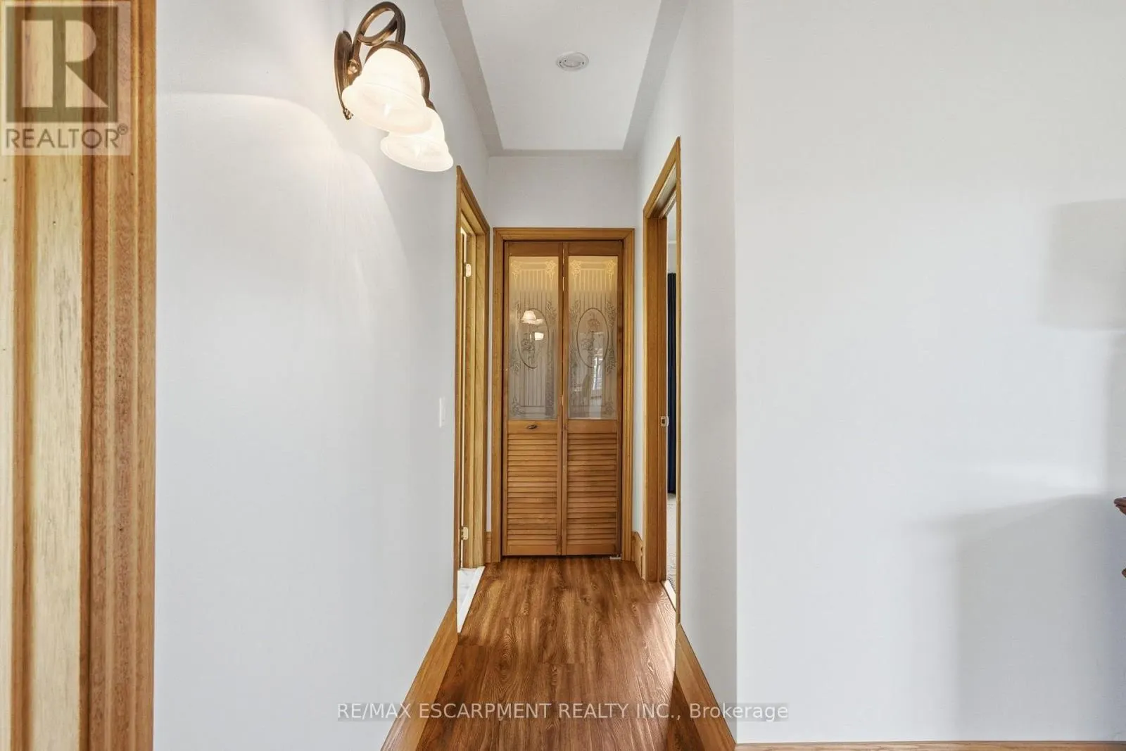 1022 LAKESHORE ROAD