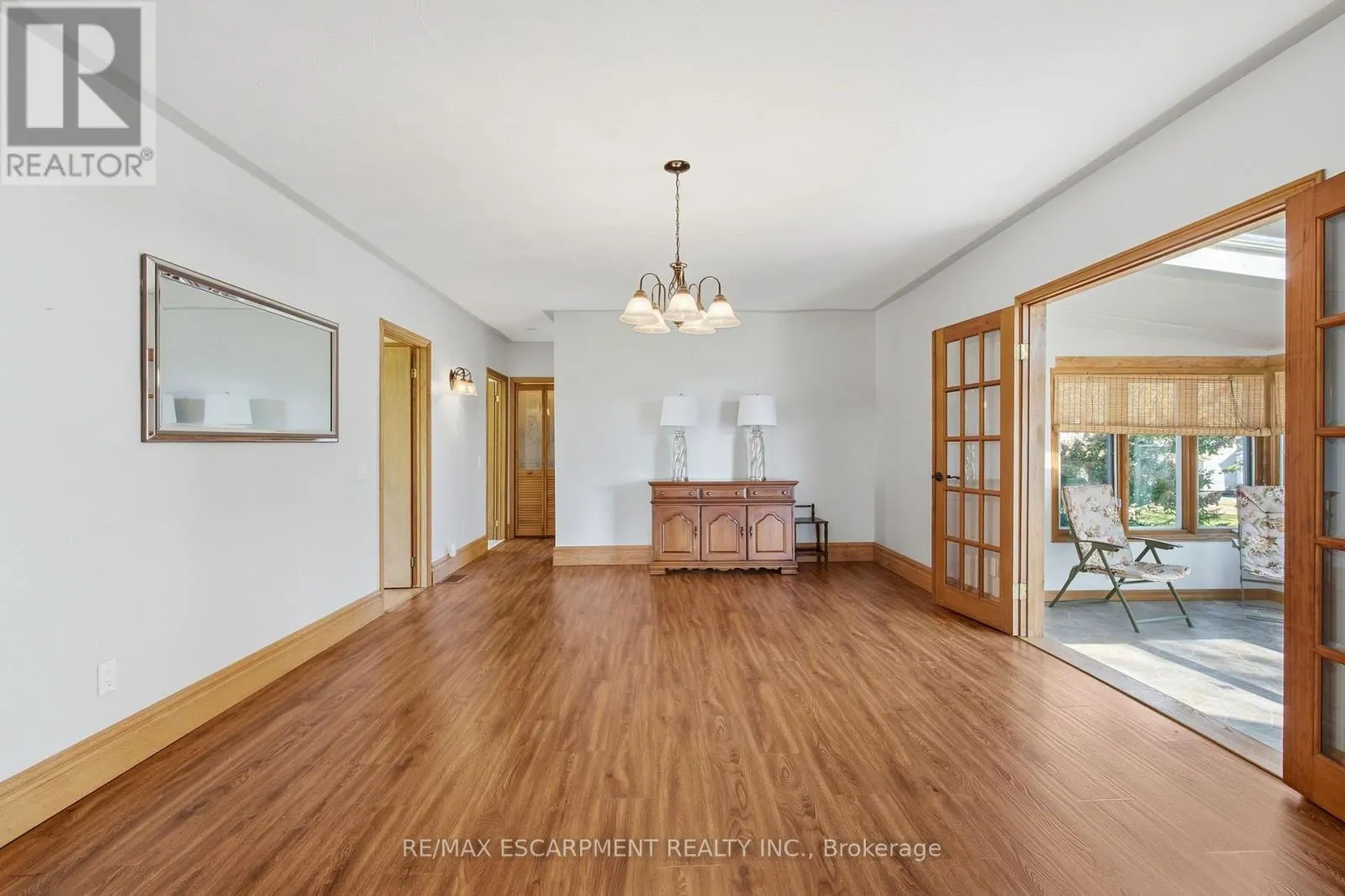 1022 LAKESHORE ROAD