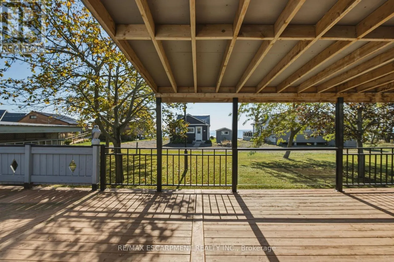 1022 LAKESHORE ROAD