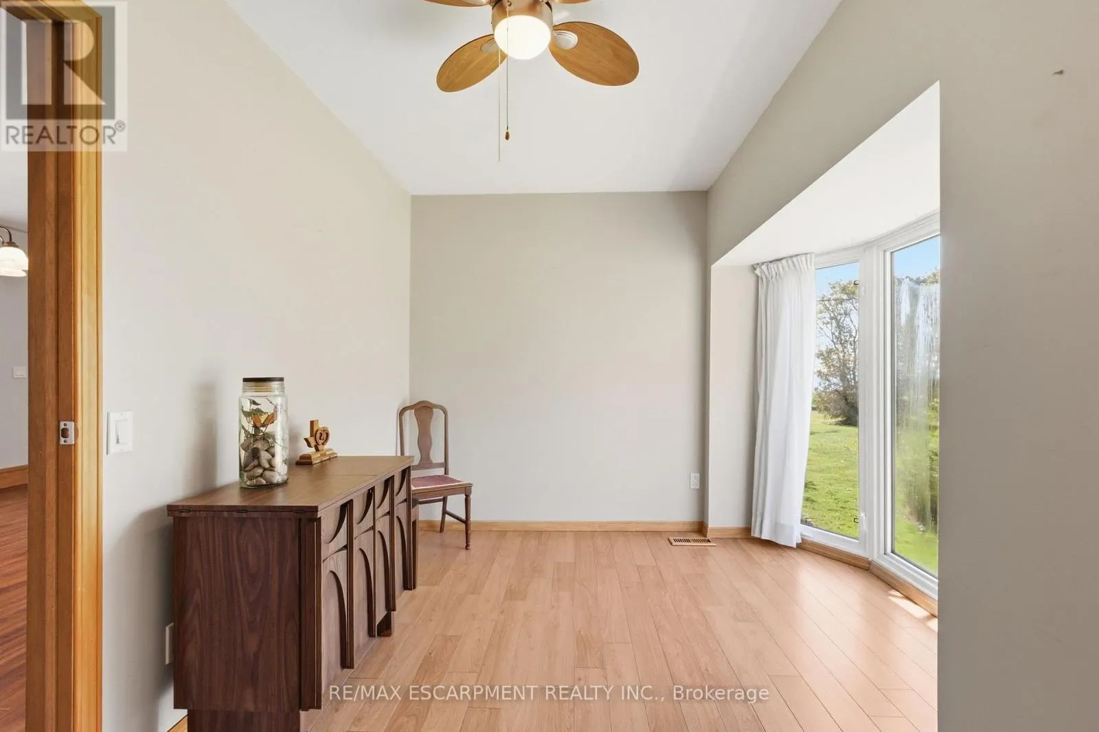 1022 LAKESHORE ROAD