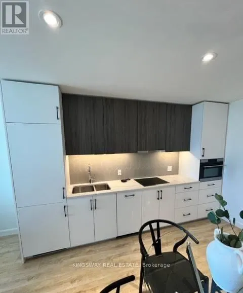 706 - 741 KING STREET W