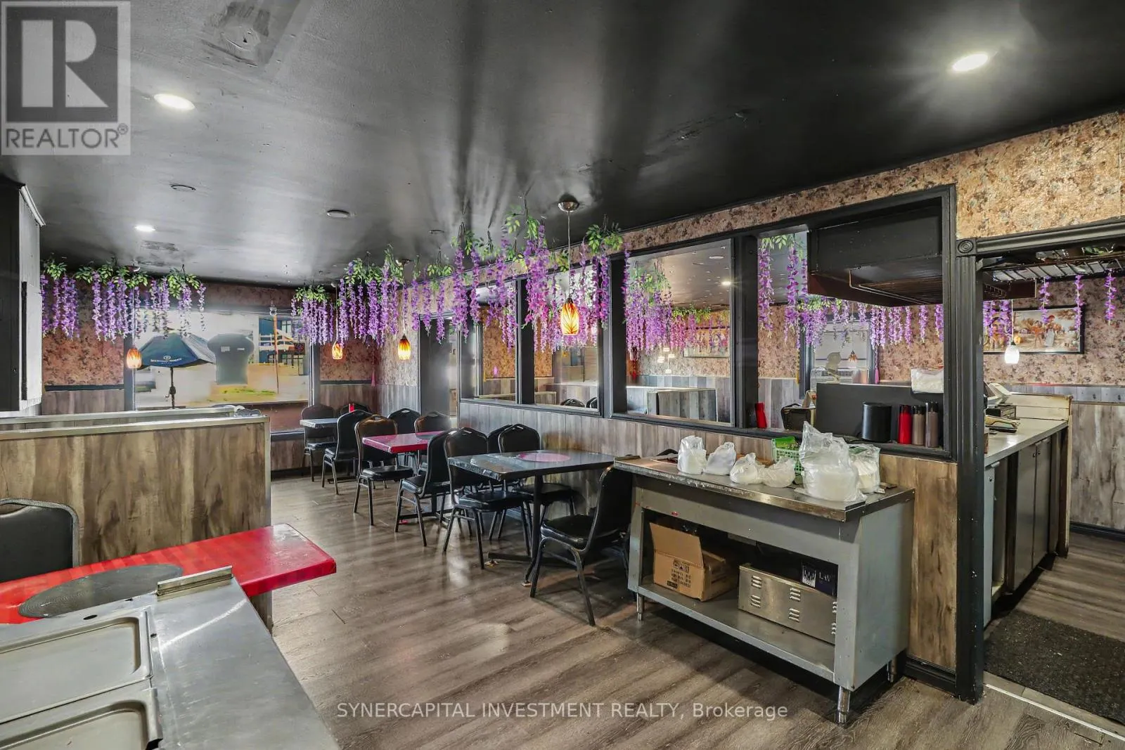 623-655 LAURIER ST STREET