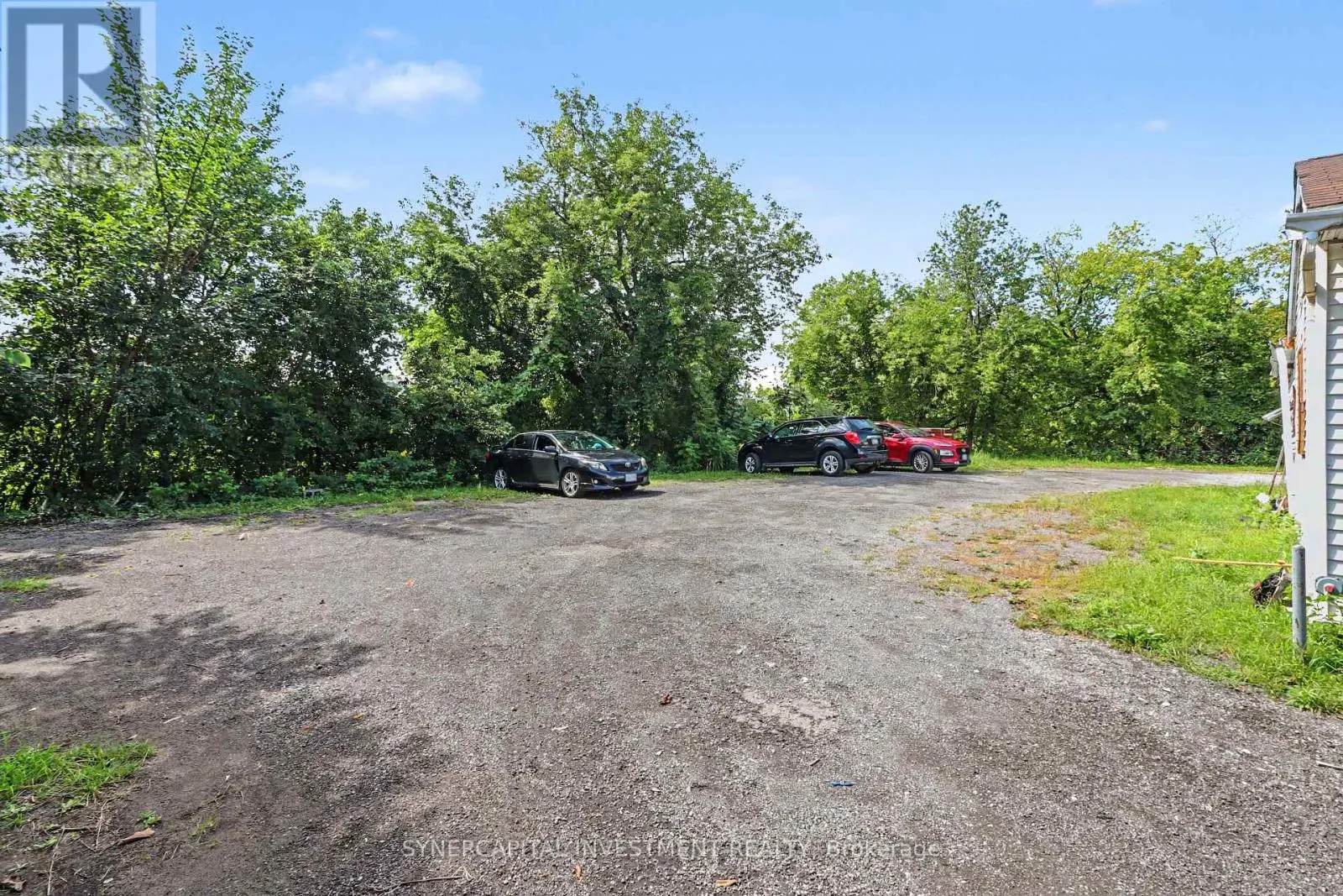 623-655 LAURIER ST STREET