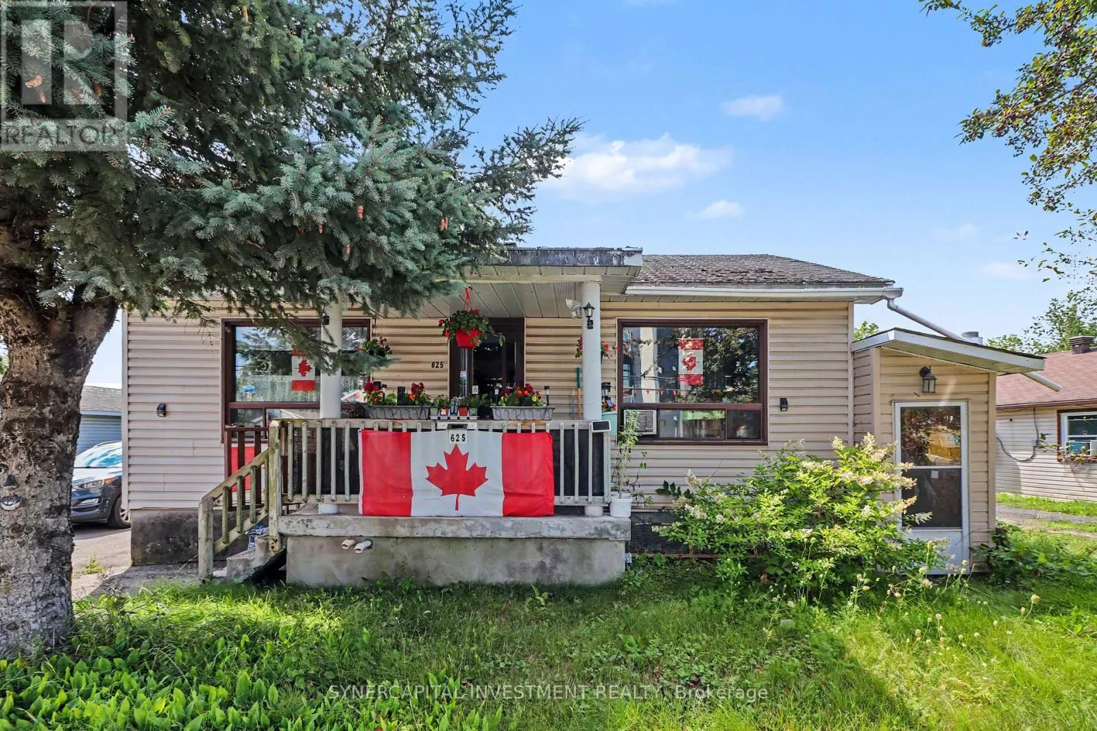 623-655 LAURIER ST STREET