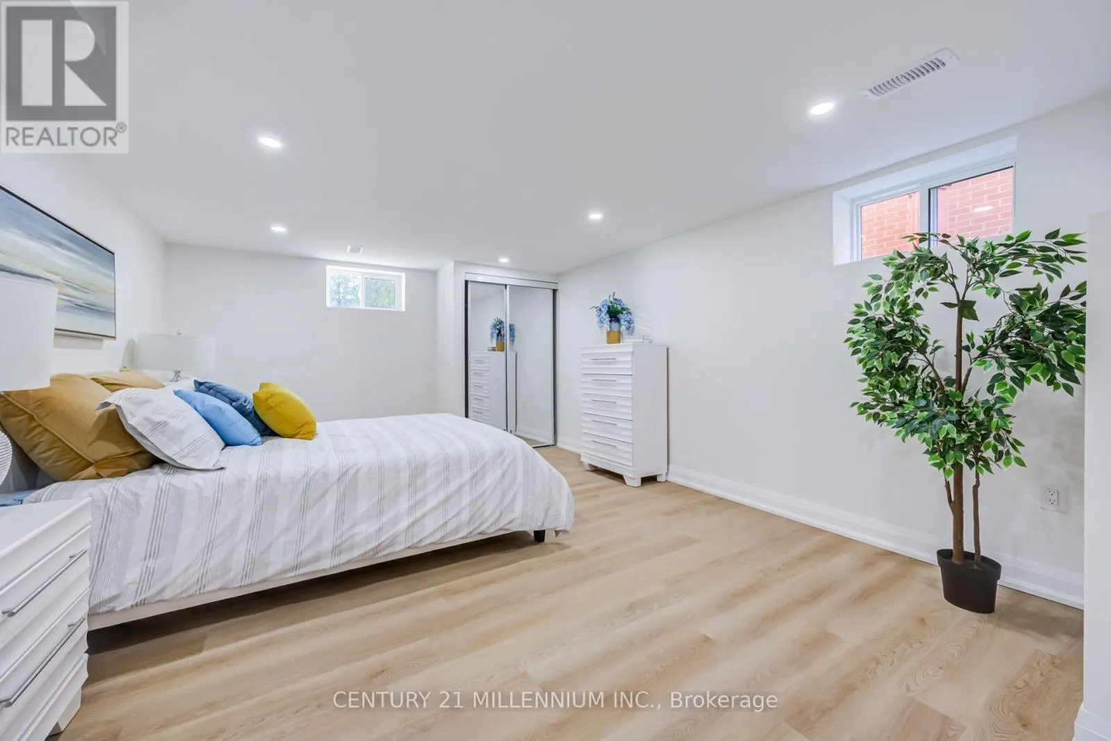 LOWER - 387 EAST 19TH STREET
