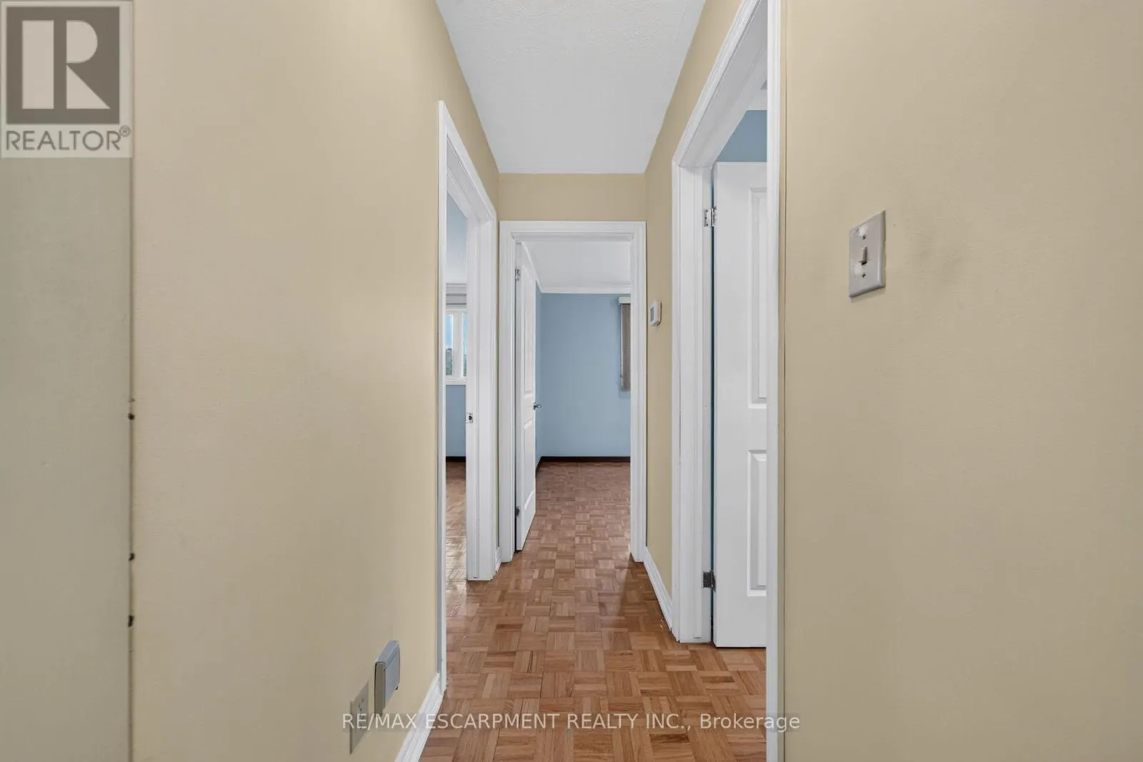 72 TERESA STREET N