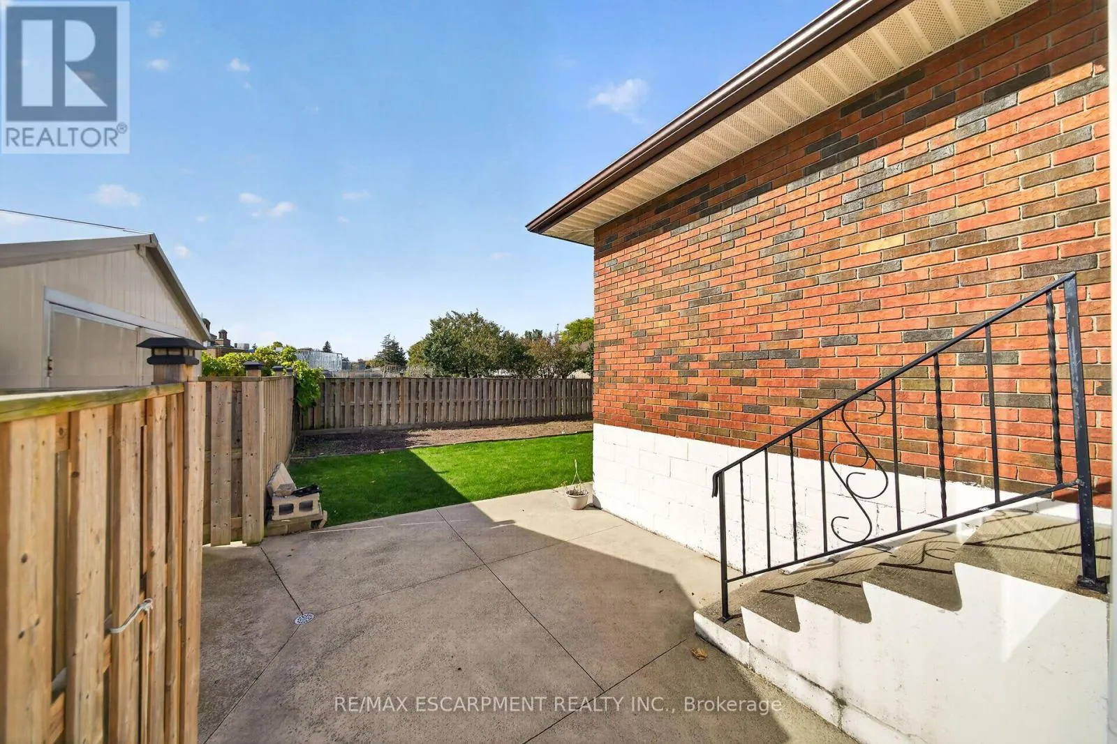 72 TERESA STREET N