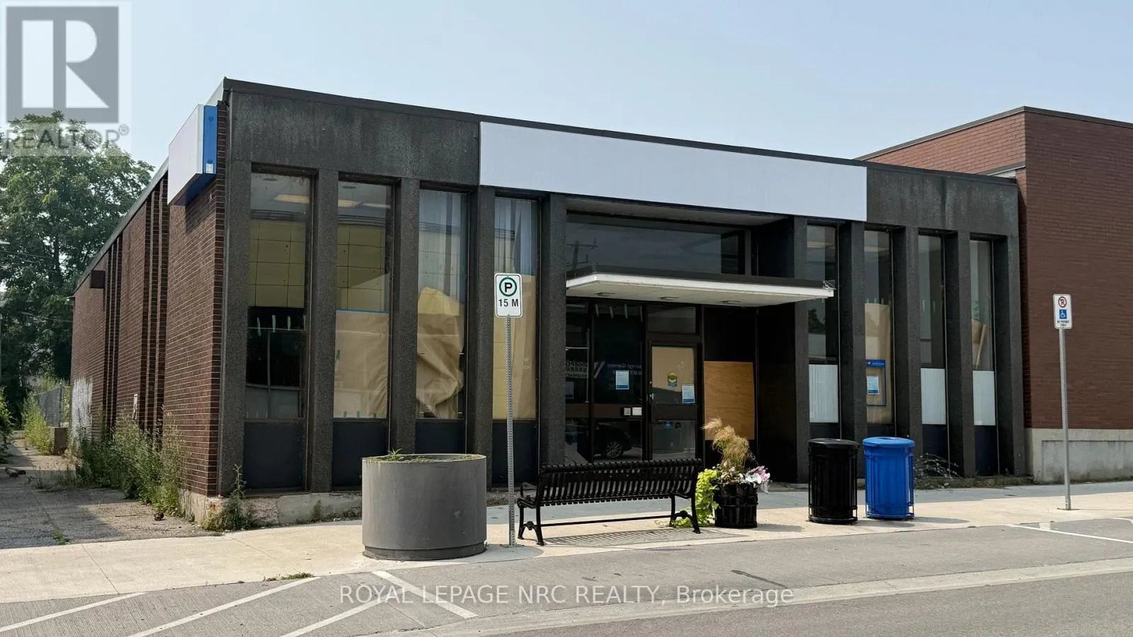 61 JARVIS STREET