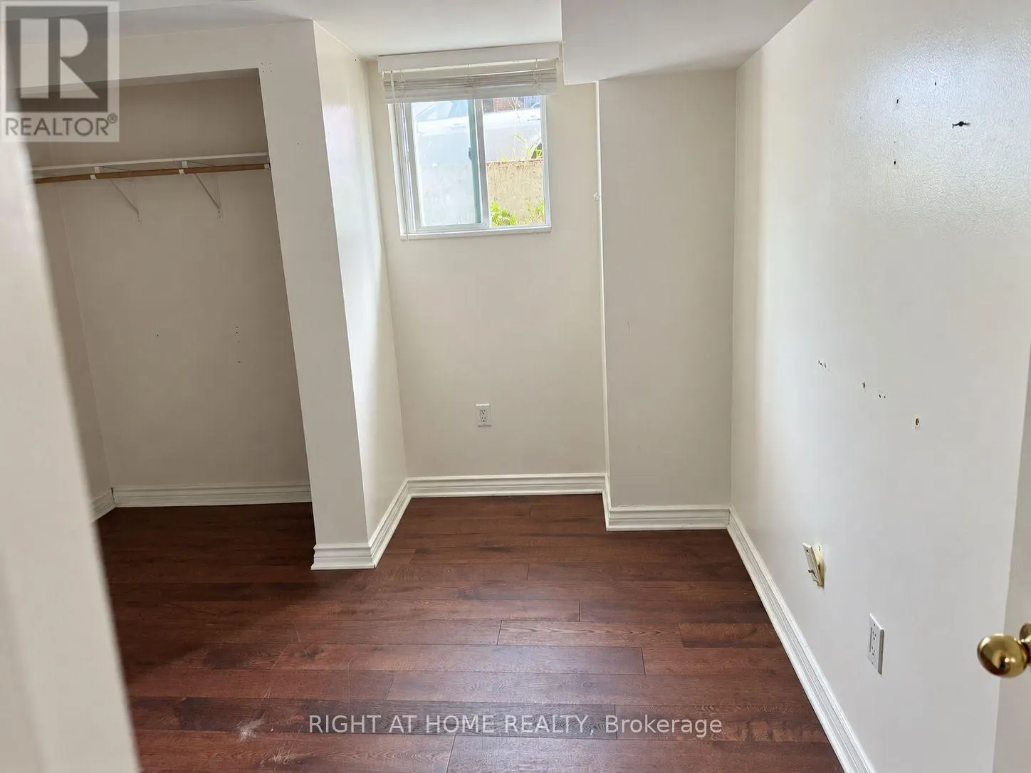 21 EVERGREEN AVENUE