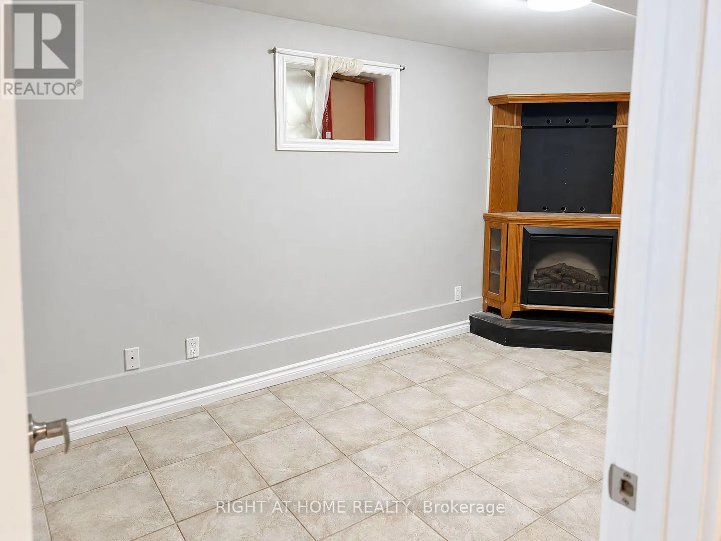19 EVERGREEN AVENUE