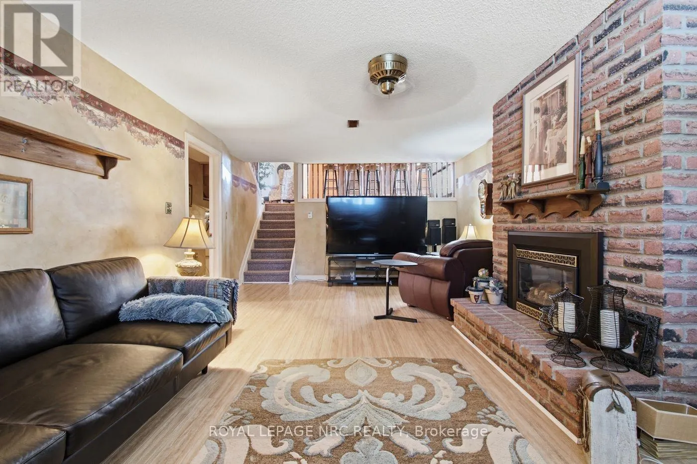 92 LARCHWOOD CIRCLE