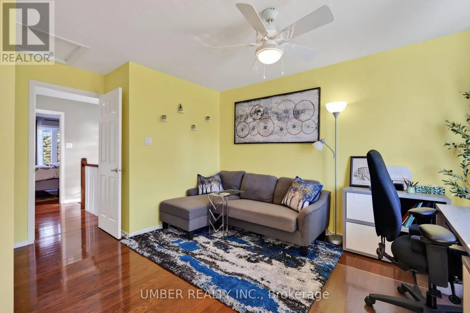 23 BRIARWAY PRIVATE