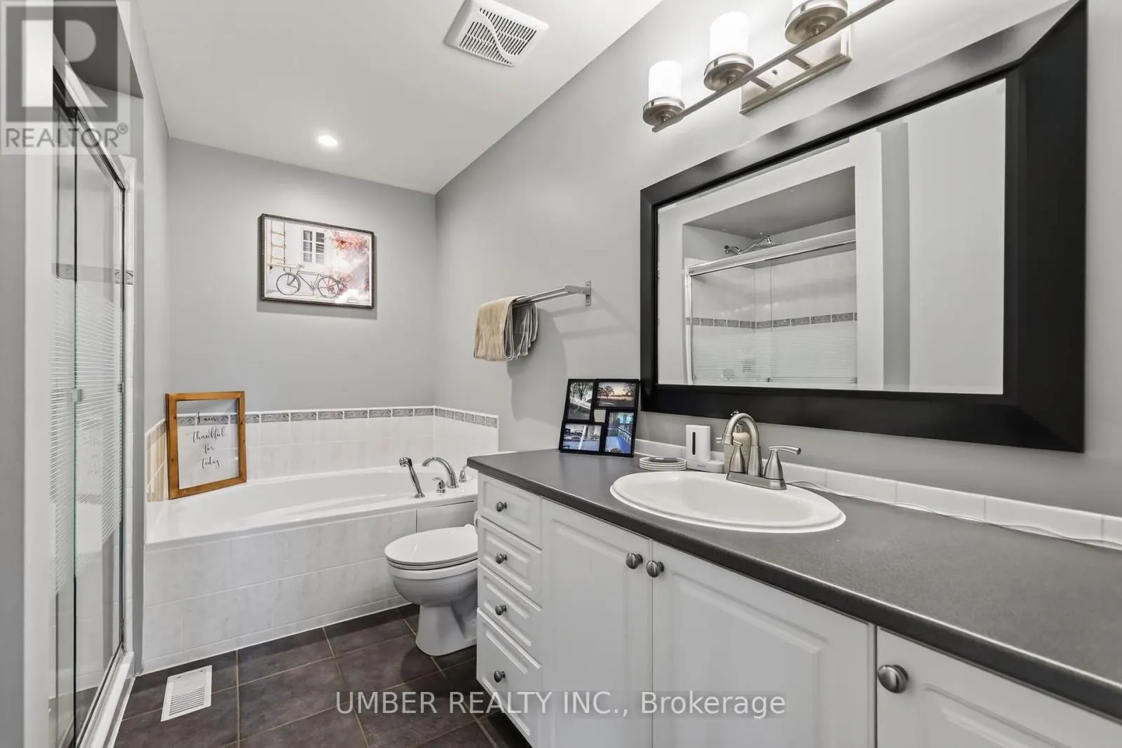 23 BRIARWAY PRIVATE