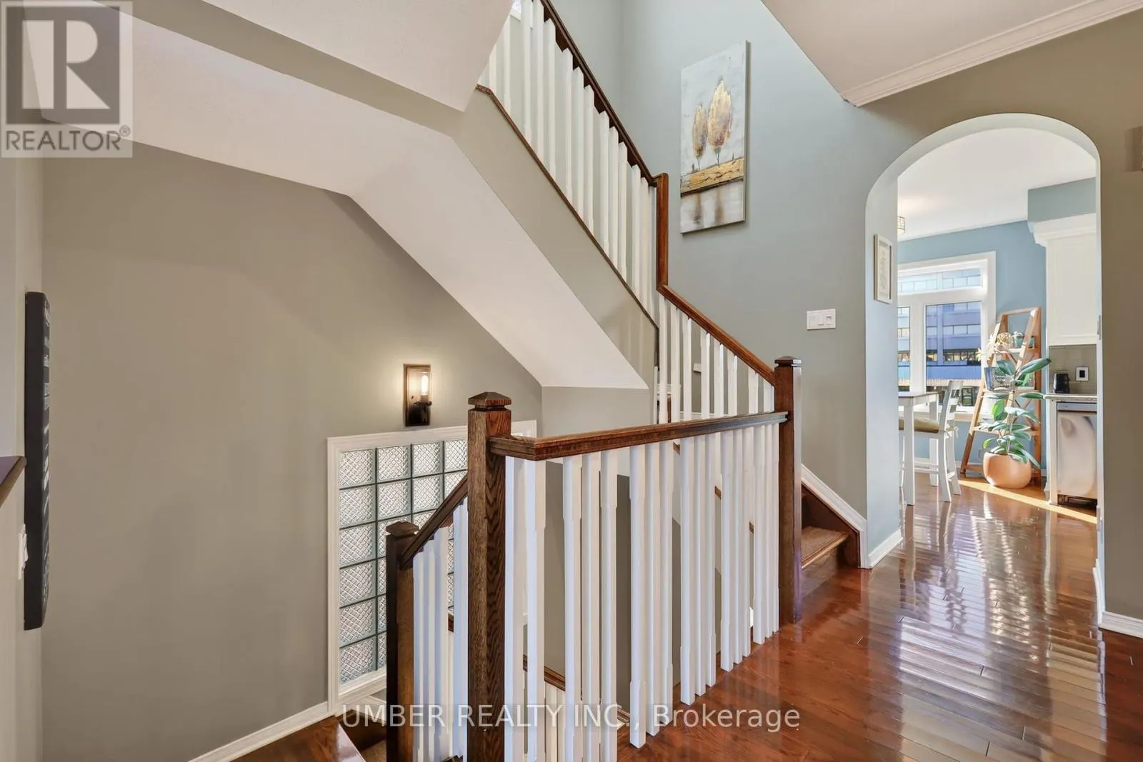 23 BRIARWAY PRIVATE