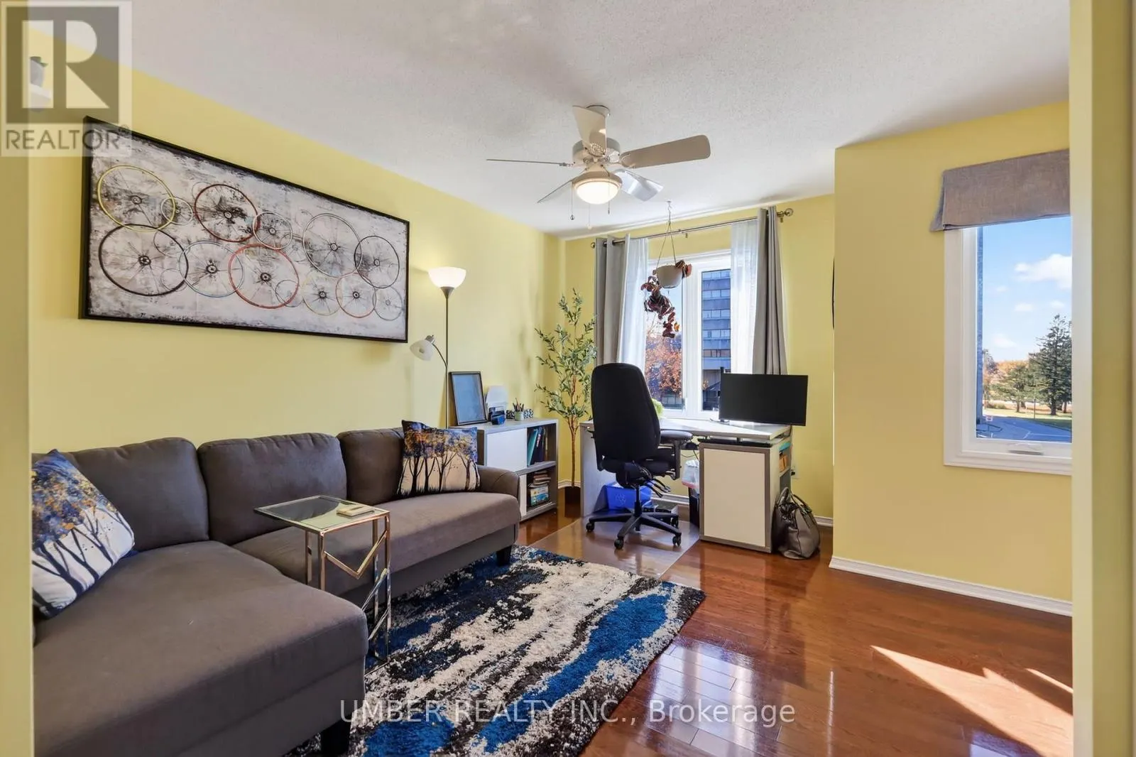 23 BRIARWAY PRIVATE