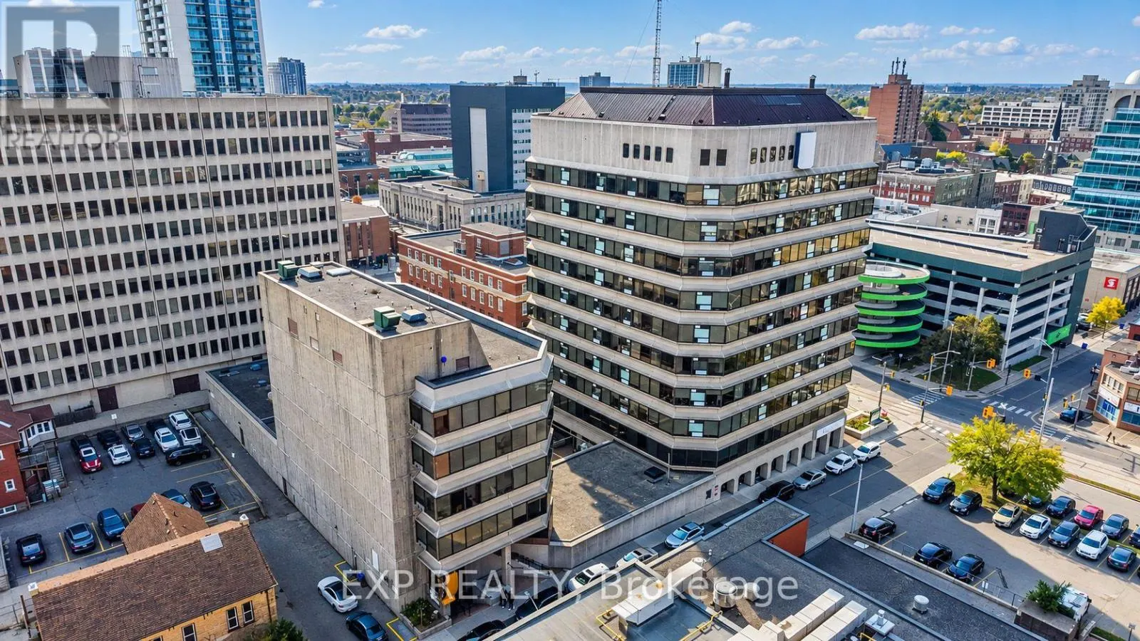 103 - 30 DUKE STREET W