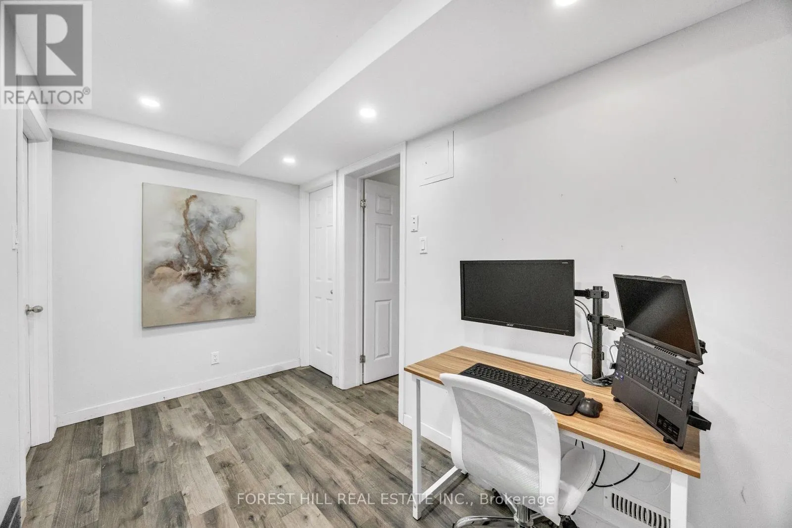 40 - 1238 LIMBERLOST ROAD #40